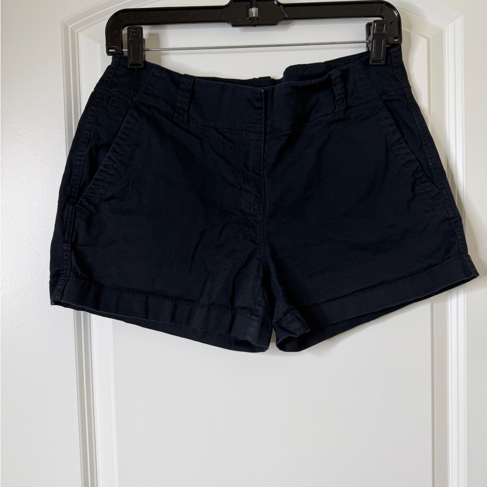 Navy Vineyard Vines Women's Shorts Sz 4